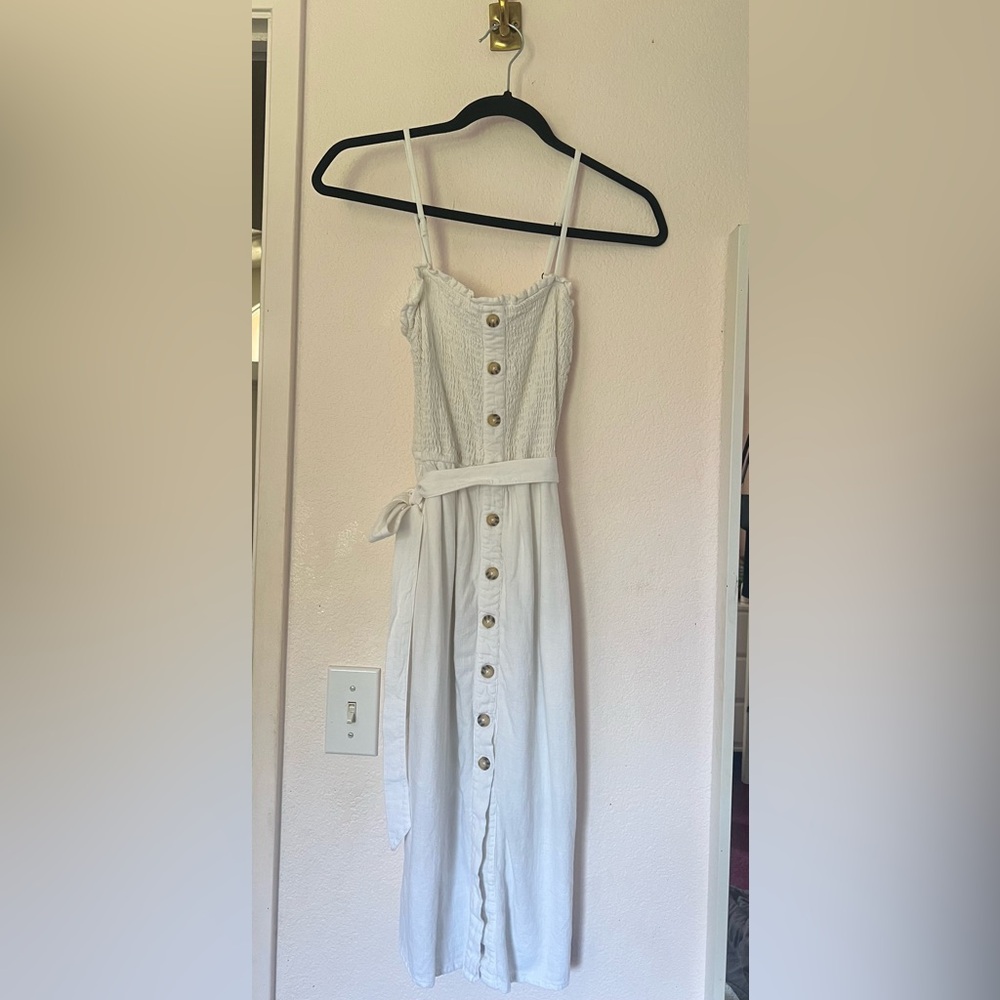 Abercrombie & Fitch White Buttoned Tie Front Sundress